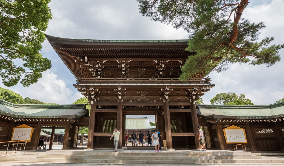 Altarul meiji jingu tokyo 1200x700