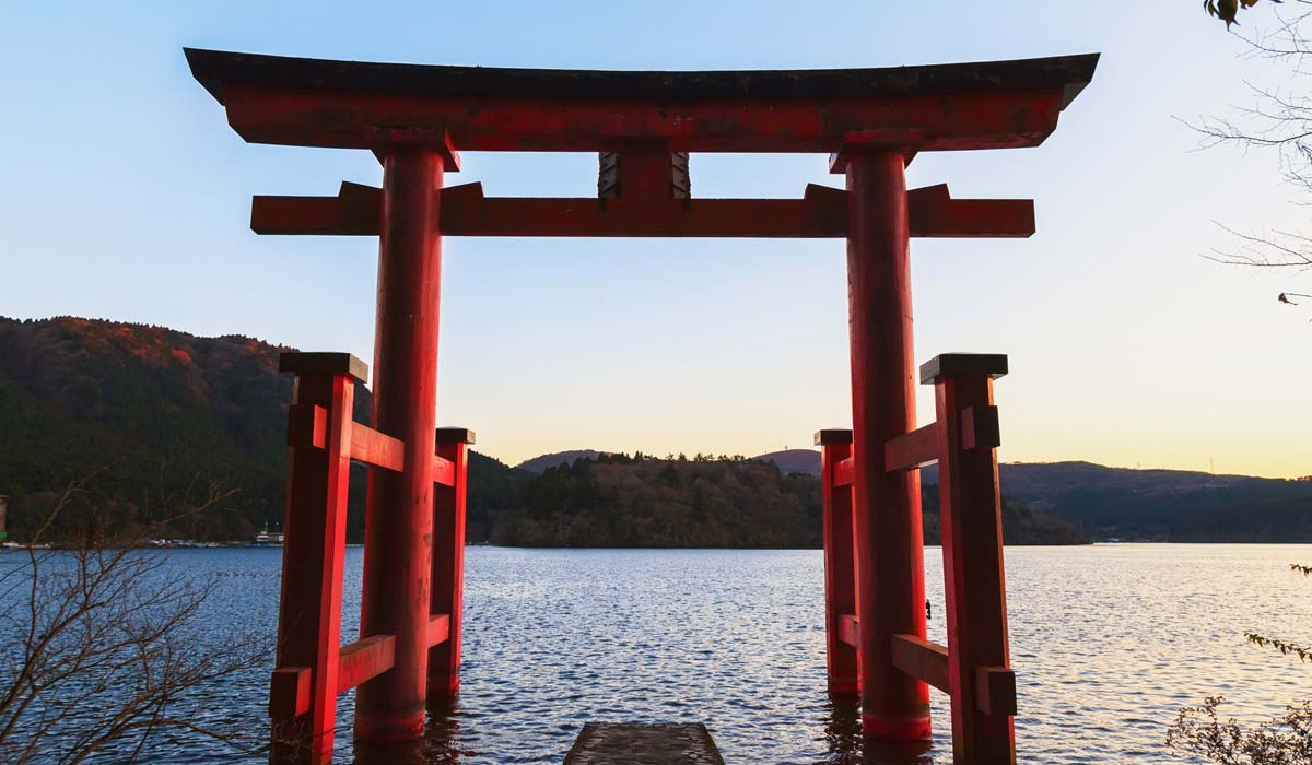 lacul Ashihino hakone japonia