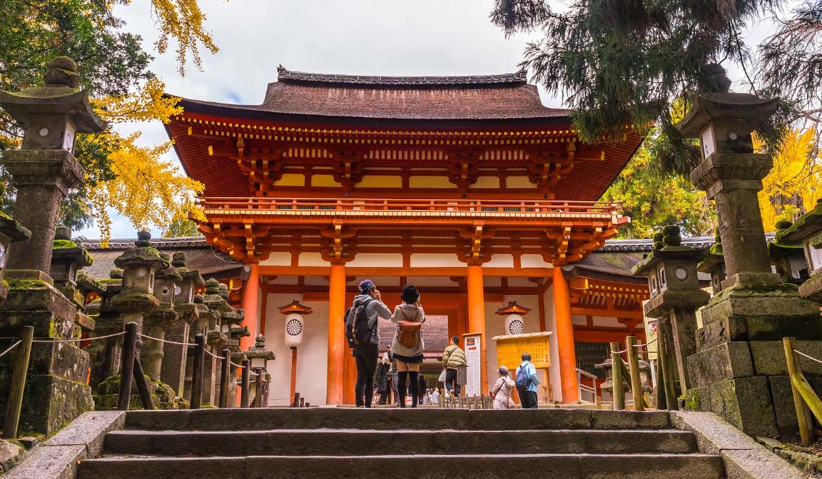 sancturarul kasuga taisha nara japonia